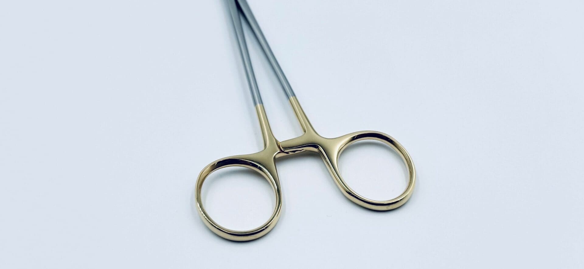 TC CRILE-WOOD NEEDLE HOLDER - Image 3