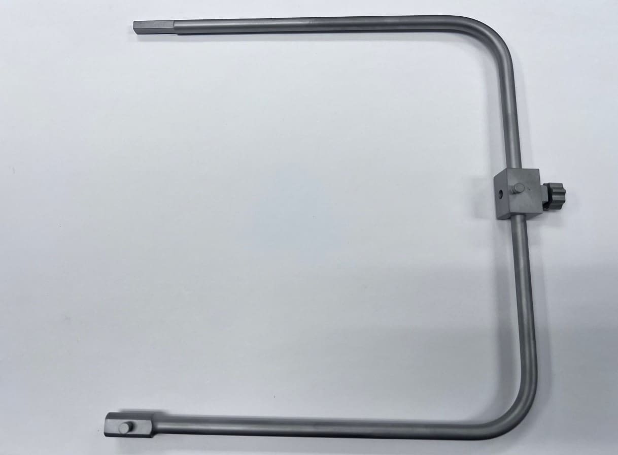 Bell-Hawkins Type Shoulder Retractor Set