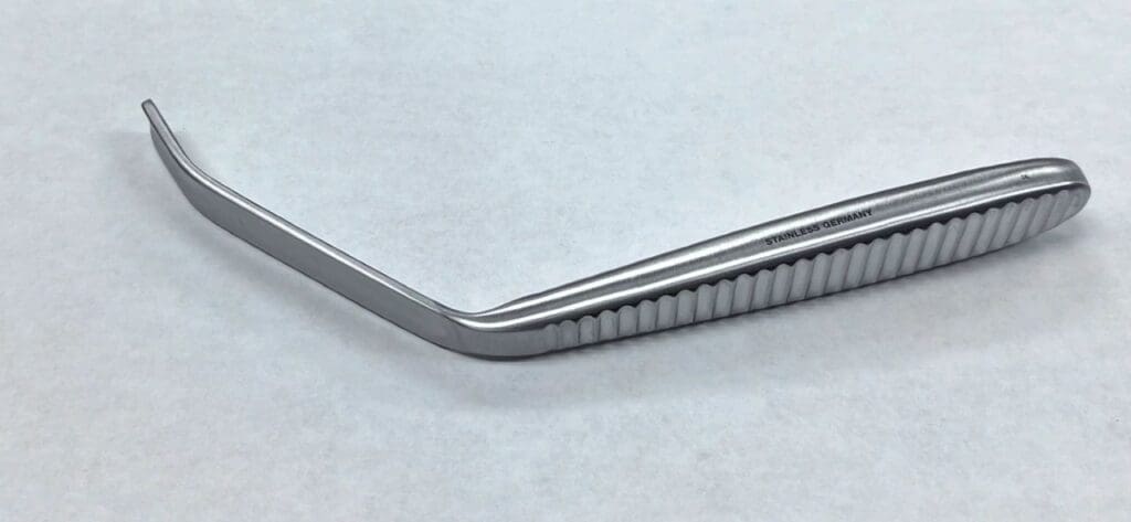 CLOWARD RETRACTOR BLADE 13MM WO/LIP