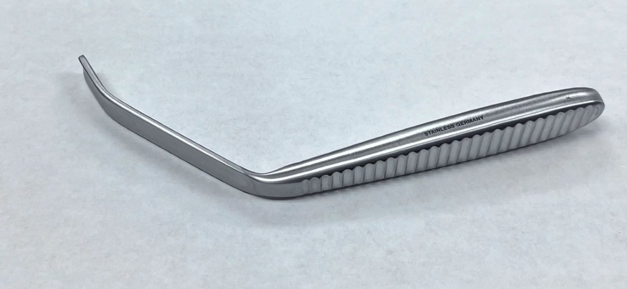CLOWARD RETRACTOR BLADE 13MM WO/LIP
