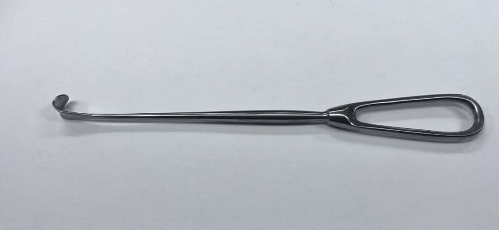 CUSHING RETRACTOR 