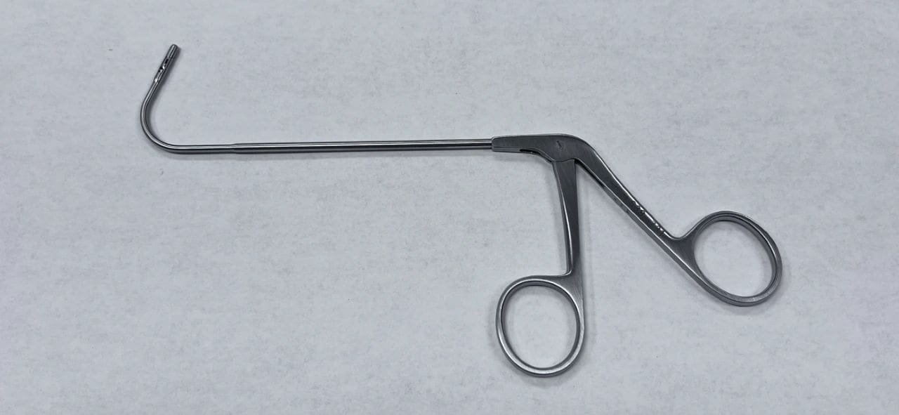 GIRAFFE FORCEP 3MM 70' HORIZ