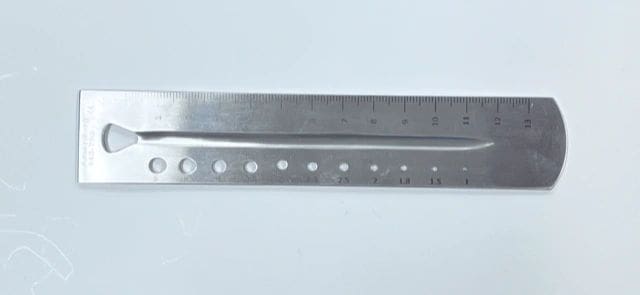 Zimmer Type Bone SCISSORew Ruler Gauge 6"