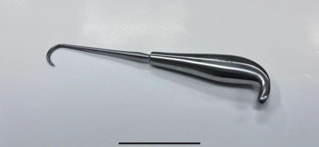BONE HOOK SHARP 10MM