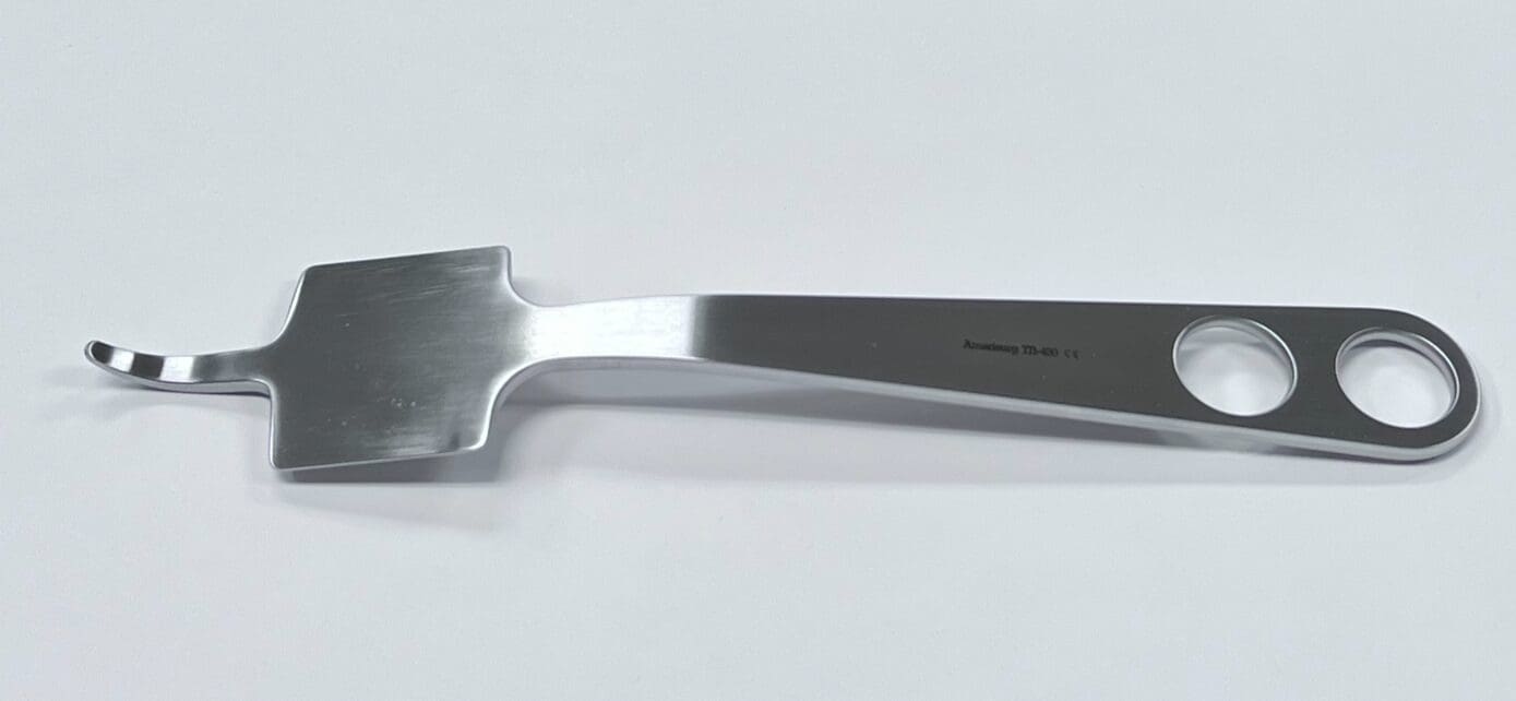 A HOHMANN RETRACTOR, 43MM STANDARD on a white surface.