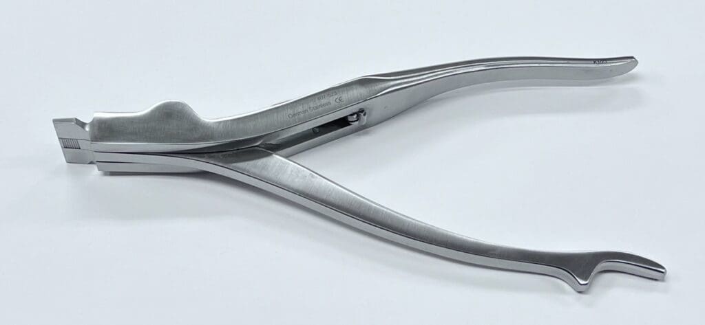 407-523 Walton Cast Spreader