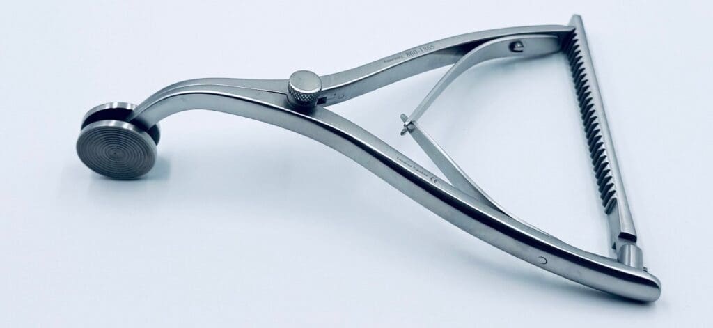 860-1865 Calibrated Femoral Tibial Spreader