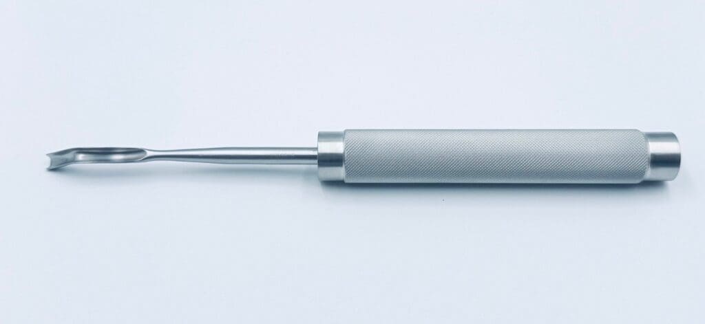 288-014 Cobb Spinal Gouge, Reverse Curve